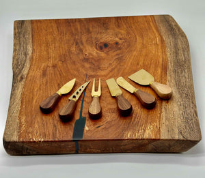Mesquite Live Edge Charcuterie / Cutting Board With 6 Cheese Knives Set, 18x17x1.75