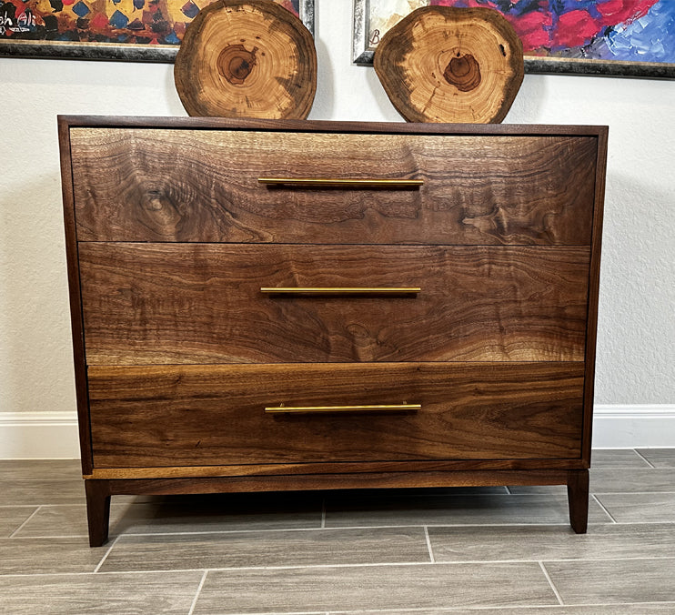 Pecan Live Edge Lazy Susan / Turntable With Food Safe Finishing 17 Inches